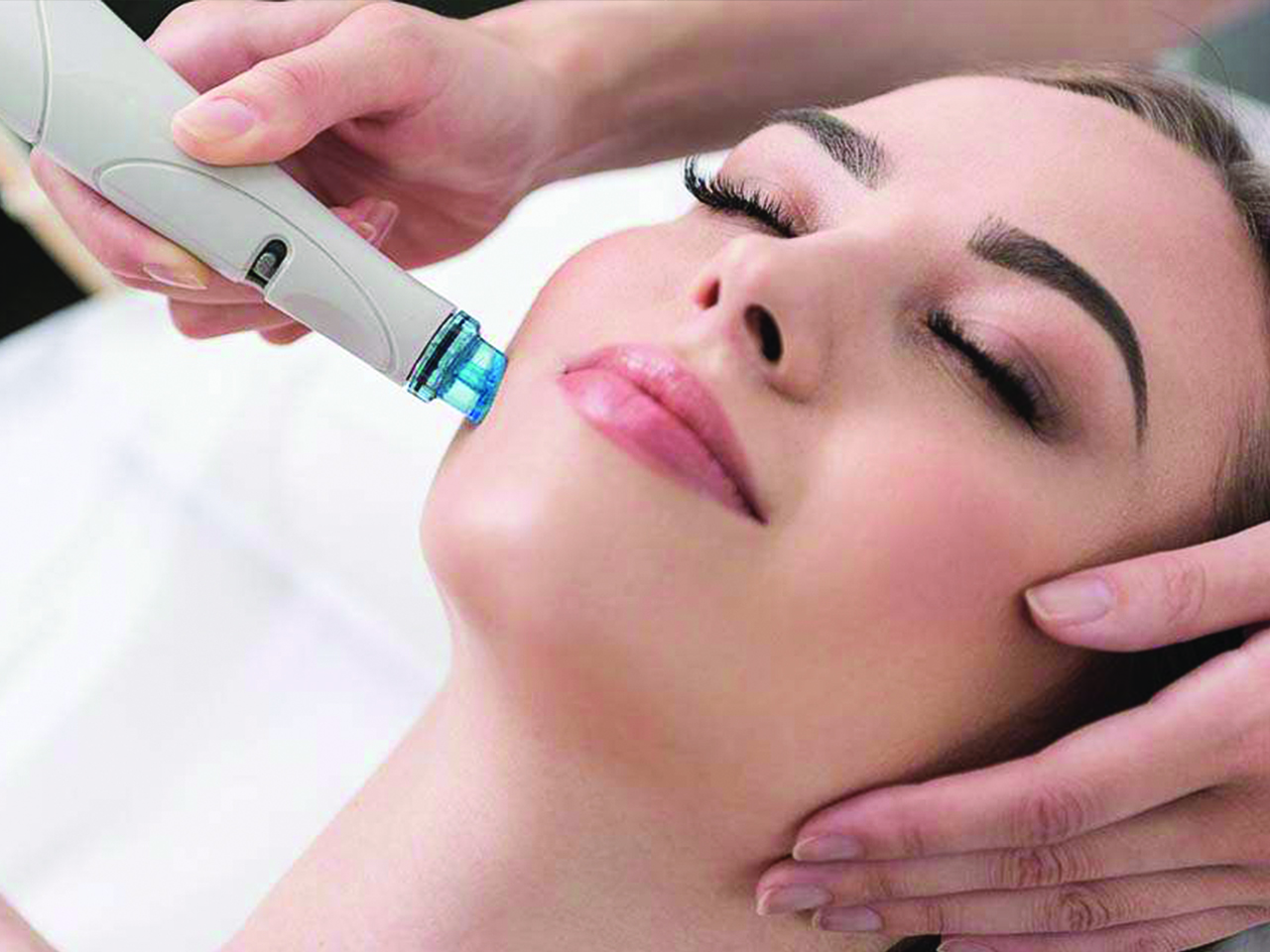 Hydra Facial